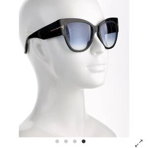 Tom Ford cat eye Sunglasses